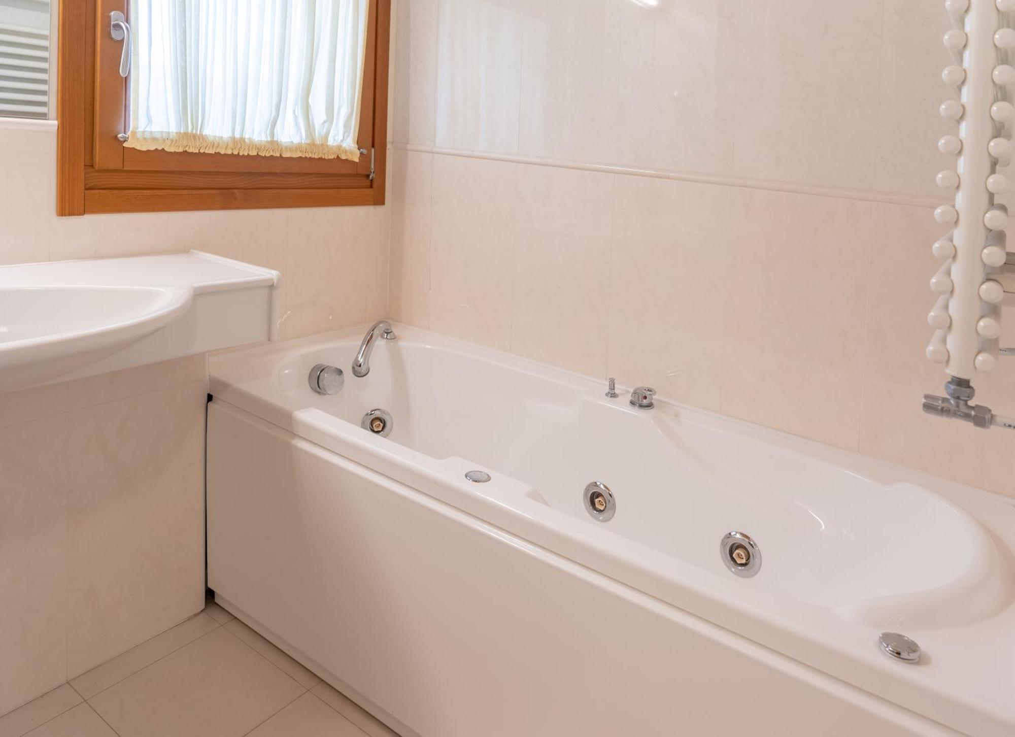 Hotel Canova Sport & Relax Granigo Luaran gambar